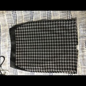 Express houndstooth pencil skirt
